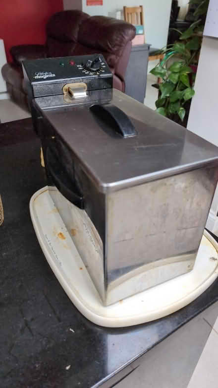 Photo of free Deep fat fryer (Woodmancote) #1