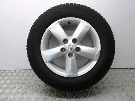 Photo of Nissan Qashqai 2009 spare wheel (Bromham Road MK40) #1