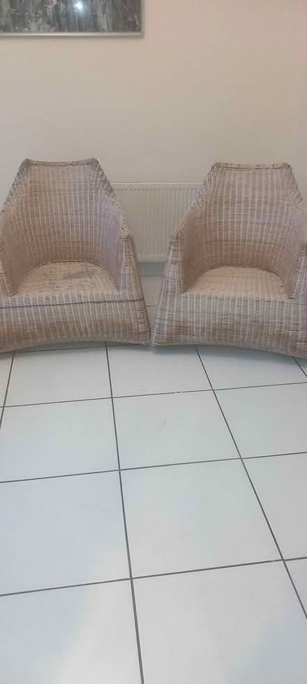 Photo of free Wicker chairs and cushions (Beaumont) #1