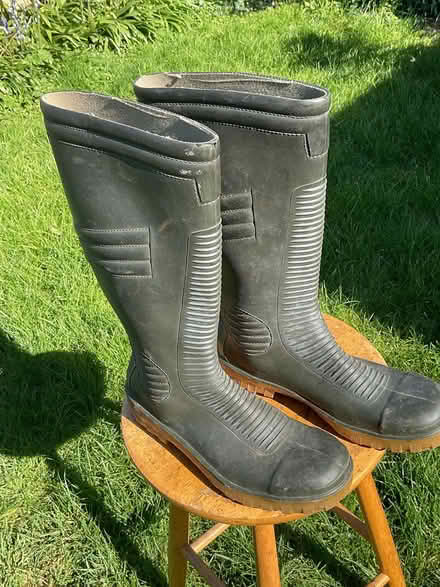 Photo of free Men’s Wellingtons (Lincoln Avenue, TW2) #1