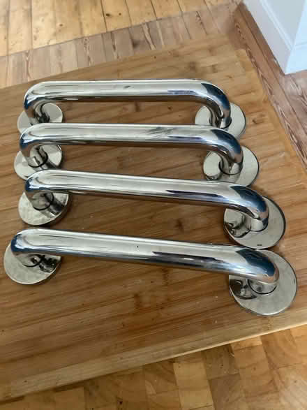Photo of free Grab handles (Law DD3) #1