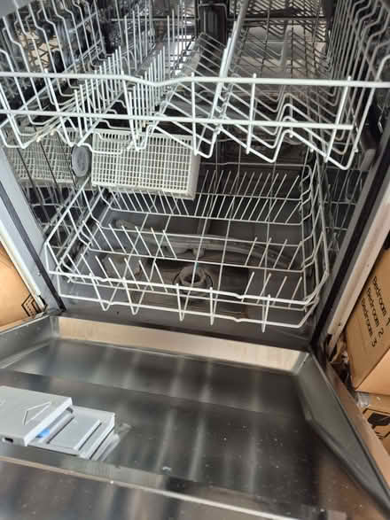 Photo of free Bosch dishwasher (Sutton Hill TF7) #2