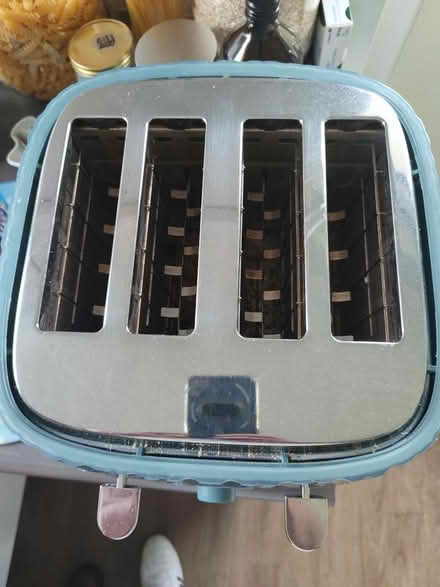 Photo of free 4 slice toaster (TN39) #2