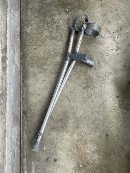 Photo of free Crutches (SE2 9TQ) #1