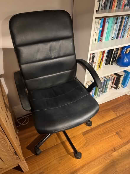 Photo of free Office chair (SE19) #1