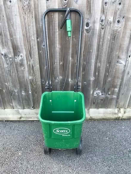 Photo of free Lawn seed spreader (Florence Park OX4) #1