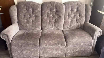 Photo of free 3 seater sofa (Nuneaton CV11) #1