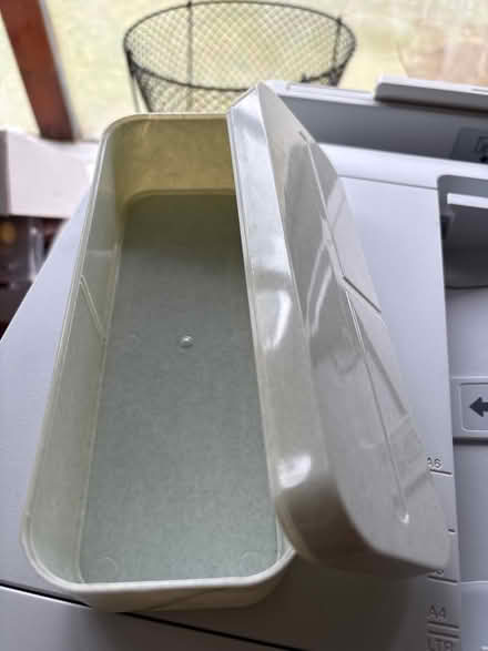 Photo of free Acrylic box (Ossining) #1