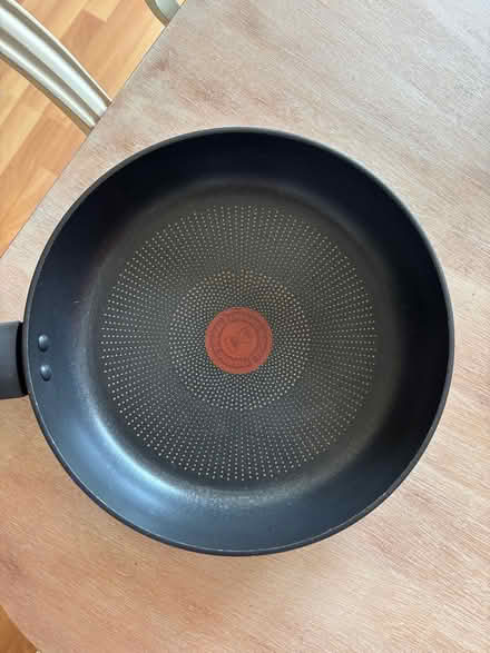 Photo of free Tefal frying pan (Ashford, Surrey TW15) #2