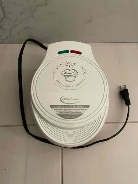 Photo of free Betty Crocker mini cupcake maker (Kennedy/16th in Markham) #1