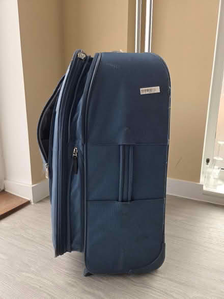 Photo of free Samsonite Wheeling Suitcase (E4) #2