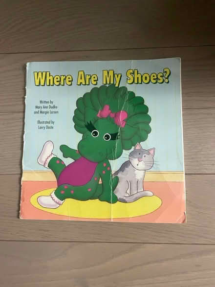 Photo of free Barney paperback book (Kennedy/16th in Markham) #1