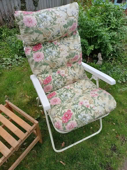 Photo of free Comfy Garden Chair - works well with adjustable back (Kidlington OX5) #1