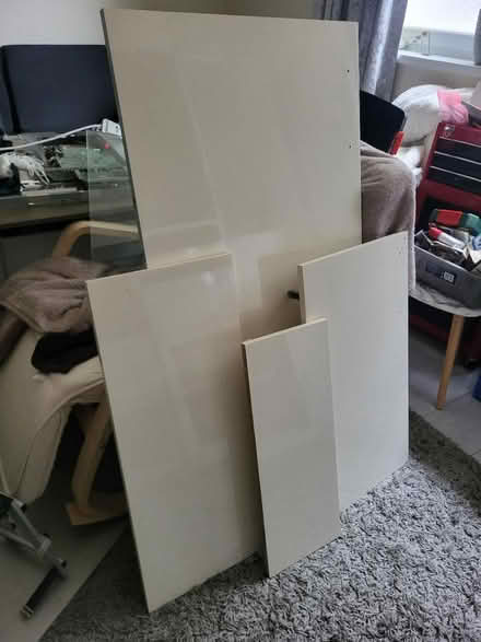 Photo of free Kitchen doors panels (Elm farm aylesbury HP21) #1