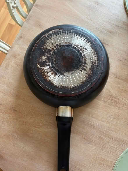 Photo of free Tefal frying pan (Ashford, Surrey TW15) #3