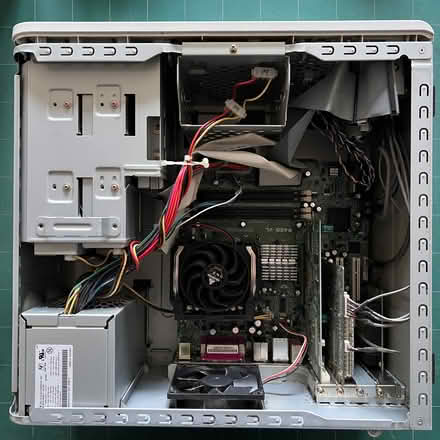 Photo of free Sony VAIO PCV- RS404 (BR6) #4