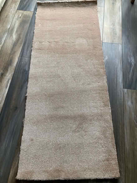 Photo of free Carpet off-cuts x 2 (Beckenham BR3) #2
