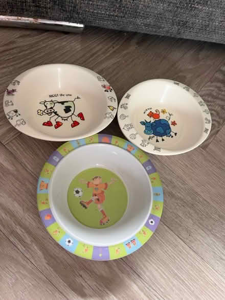 Photo of free Plastic kids bowls (Loughton Ig10) #1