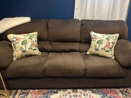 Photo of free Couch (Saugerties) #2