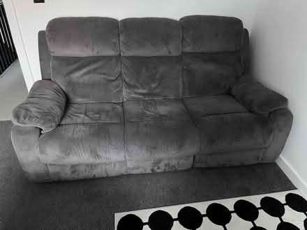 Photo of free 3 seater sofa (Leighton Buzzard LU7) #1