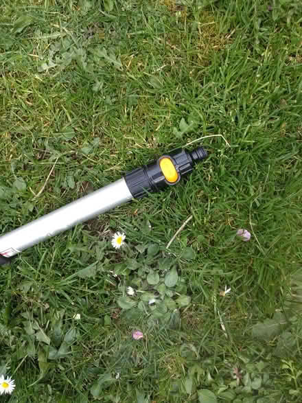 Photo of free Extending window wash pole (South Hitchin, SG4 9) #3