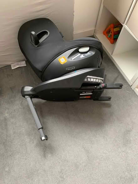Photo of free Child care seat (London) #3
