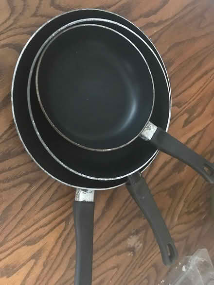 Photo of free Frying pans (Walnut grove Langley) #1
