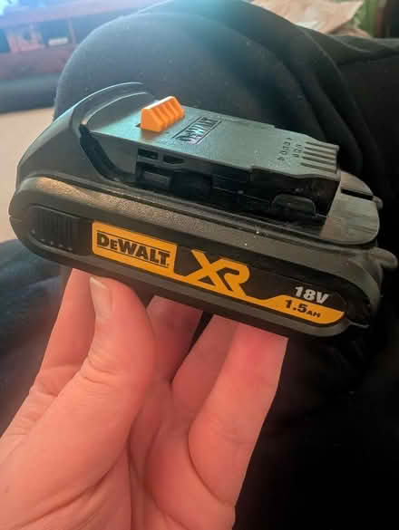 Photo of free DeWalt XR battery (faulty) (OX3 sandhills) #1