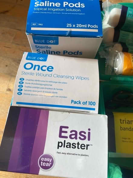 Photo of free First Aid box & items (Lightpill GL5) #3
