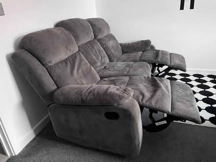 Photo of free 3 seater sofa (Leighton Buzzard LU7) #3