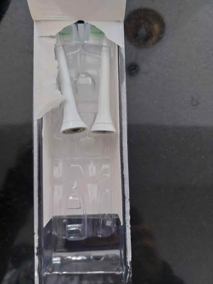 Photo of free Philips Sonicare toothbrush heads (Wrose BD2) #2