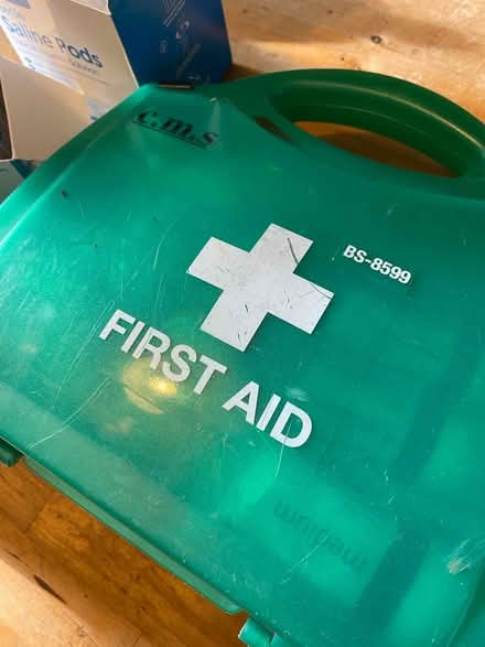 Photo of free First Aid box & items (Lightpill GL5) #2