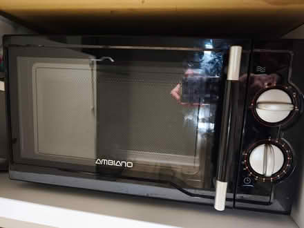 Photo of free working microwave (Parklands Northwood Santry) #1