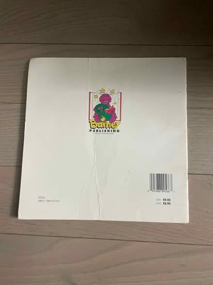 Photo of free Barney paperback book (Kennedy/16th in Markham) #3