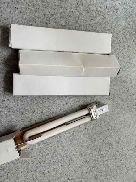 Photo of free UV bulbs for gel nail light (Brickhill MK41) #3