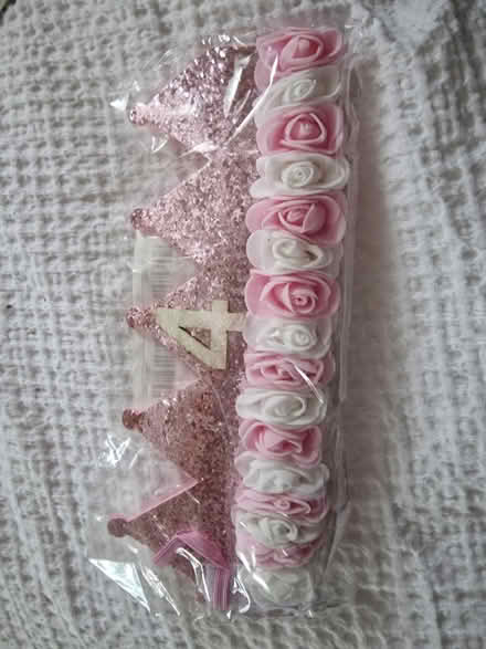 Photo of free Birthday crown for 4yrs (SW16, norbury) #1