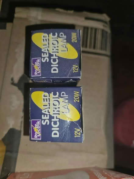 Photo of free Fluores't, LED, halogen, hot bulbs (Dalston E8) #2