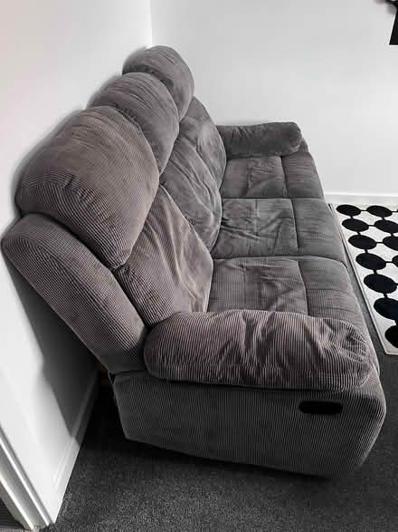 Photo of free 3 seater sofa (Leighton Buzzard LU7) #2