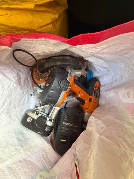 Photo of free Tools (TW3 1EB) #1