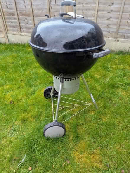 Photo of free Webber kettle barbeque (Kenpshott RG22) #2