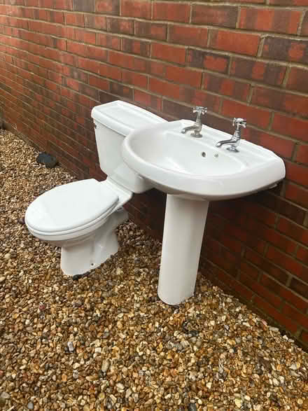 Photo of free Toilet and Sink (Aldwick PO21) #2