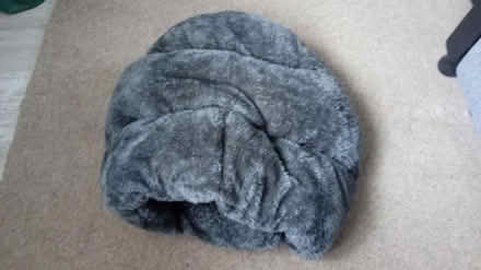 Photo of free Pet bed (Horsham, near Bennetts Field) #2