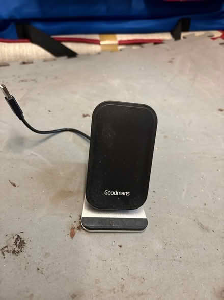 Photo of free Mobile phone charger (Shippon OX14) #1