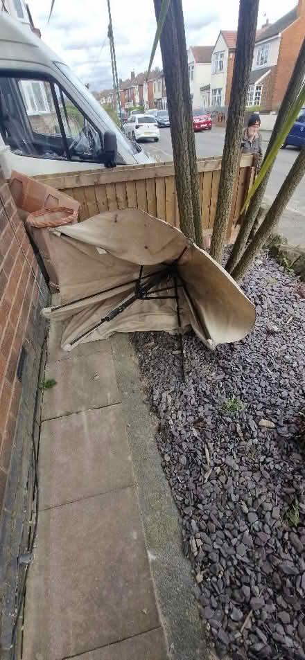 Photo of free Table parasol picture frame (Highbury Vale NG6) #4