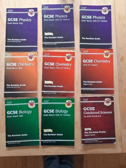 Photo of free GCSE Science revision guides (Harrogate HG2) #1