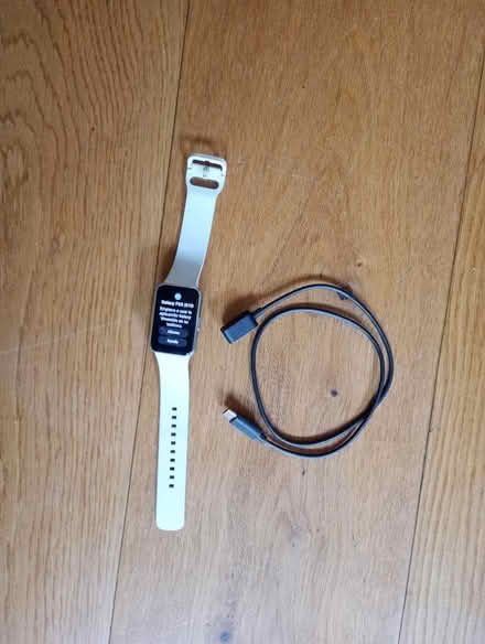 Photo of free Galaxy 3 Fit Tracker (Garden City OX5) #1