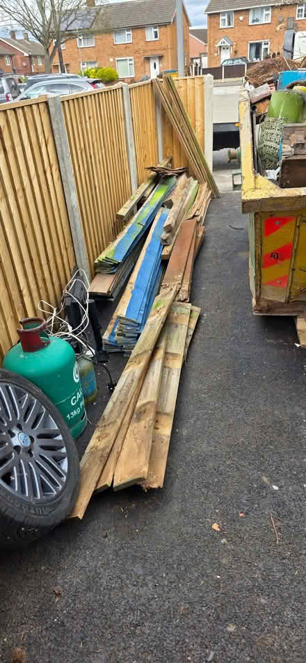 Photo of free Old timber (Cotgrave NG12) #1