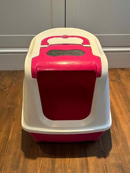 Photo of free Cat litter tray with hood (Winchester SO22) #2