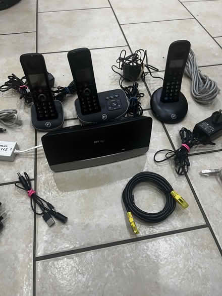 Photo of free BT twin cordless phone set (WS4) #1