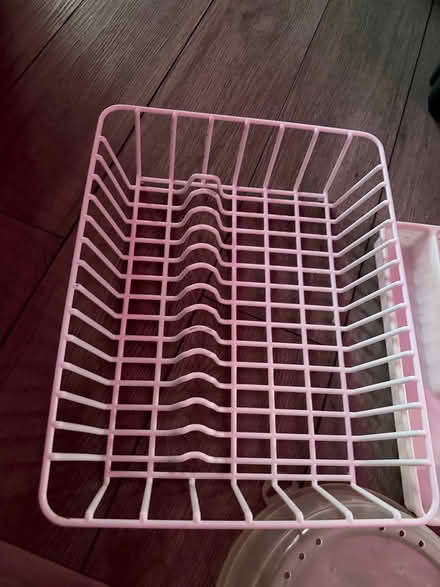 Photo of free Kitchen stuff (plastic) (Hwy 7 and 9th Line Markham) #4